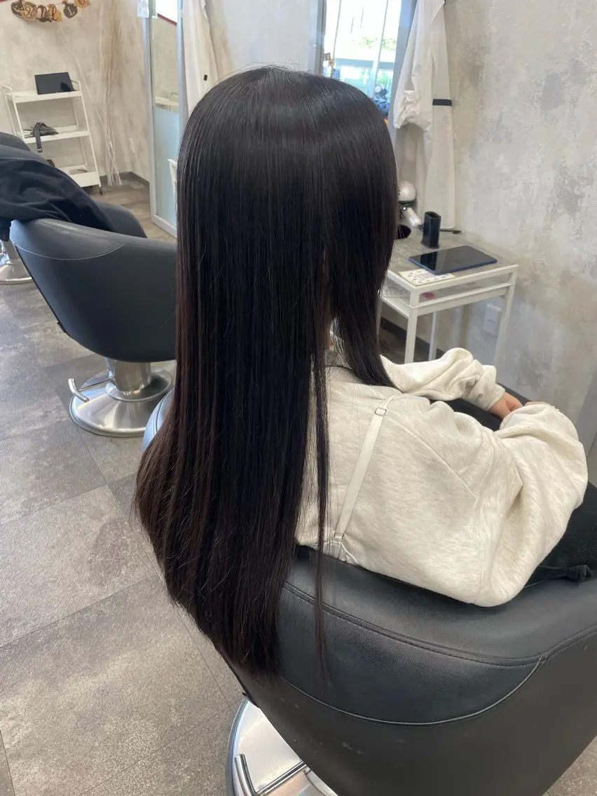ロング ロング 縮毛矯正 縮毛矯正 藤田 麗安のヘアスタイル
