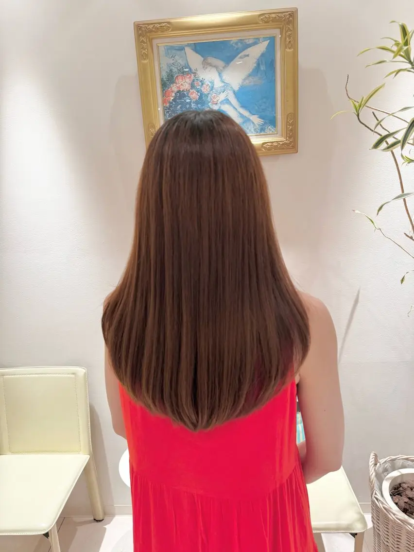 ロング カット レナークアリア 梅津美憂のヘアスタイル