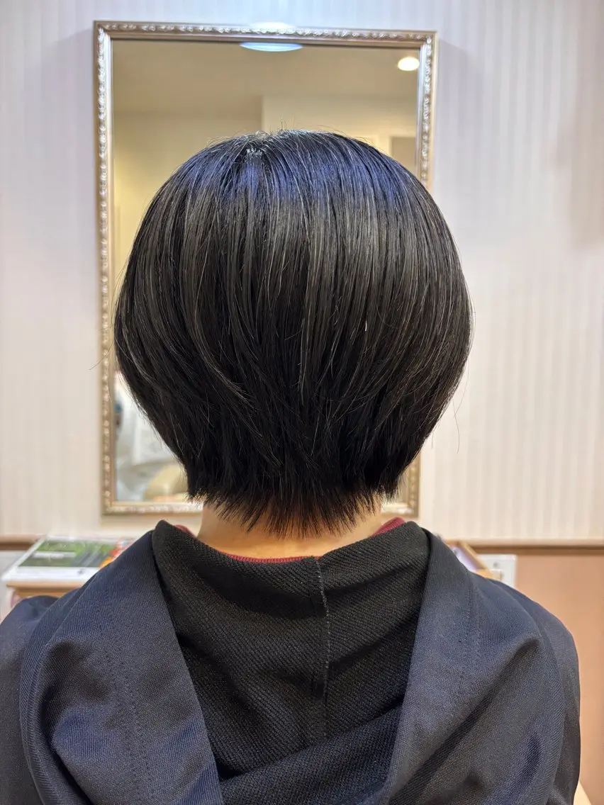 ショート 山田 愛のヘアスタイル