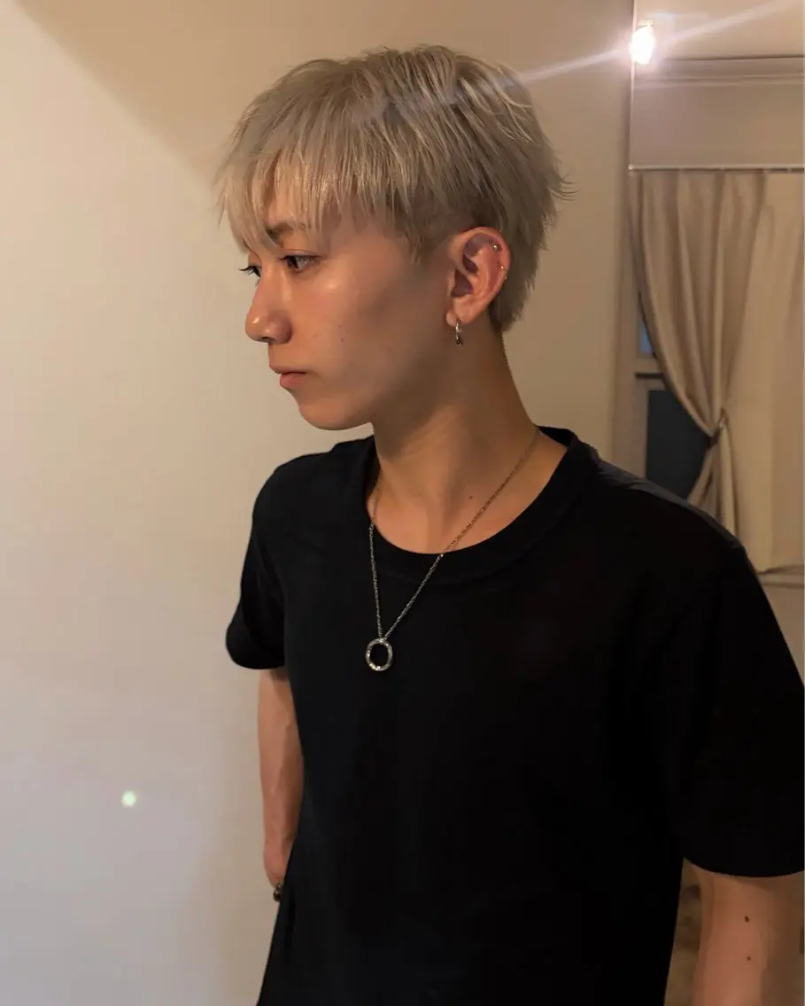 ショート ヘアカラー azumi🪷 似合わせカラーのヘアスタイル