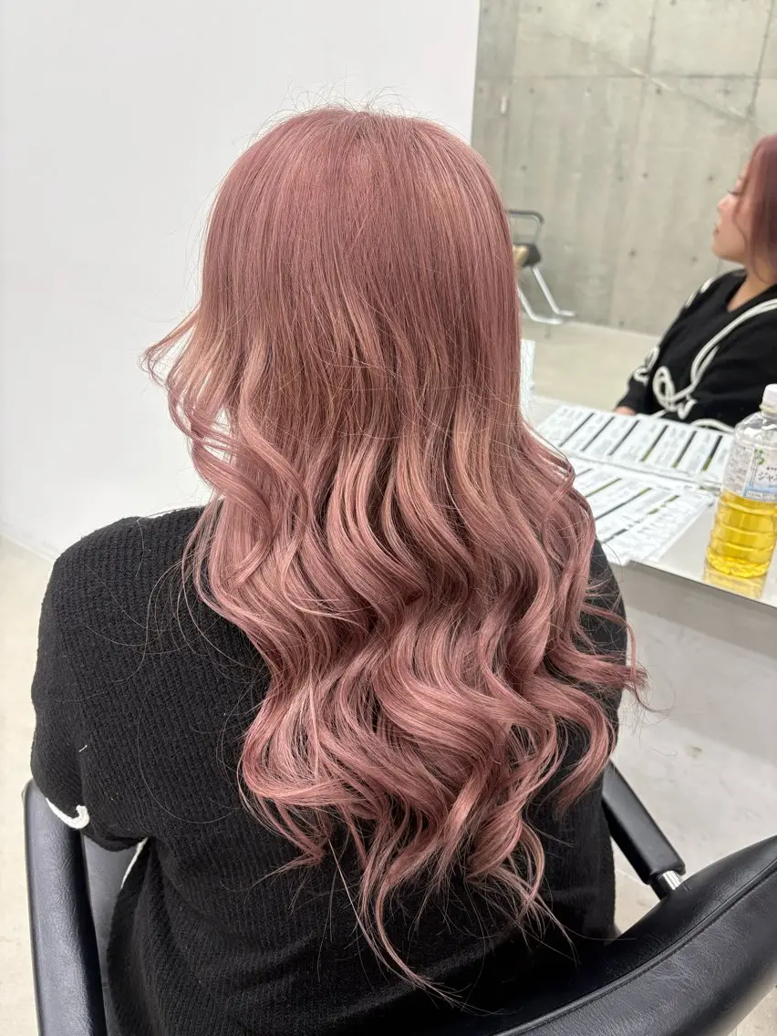リタッチ含む 1 bleach＋透明感カラー＋トリートメント💆🏻‍♀️💞の写真