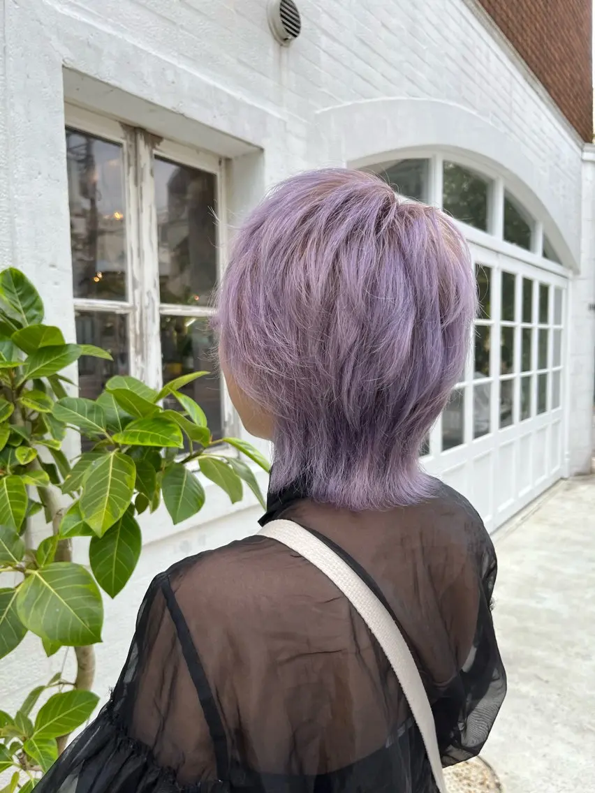 ショート ヘアカラー SAKI⭐️ブリーチ ・艶カラー⭐️のヘアスタイル