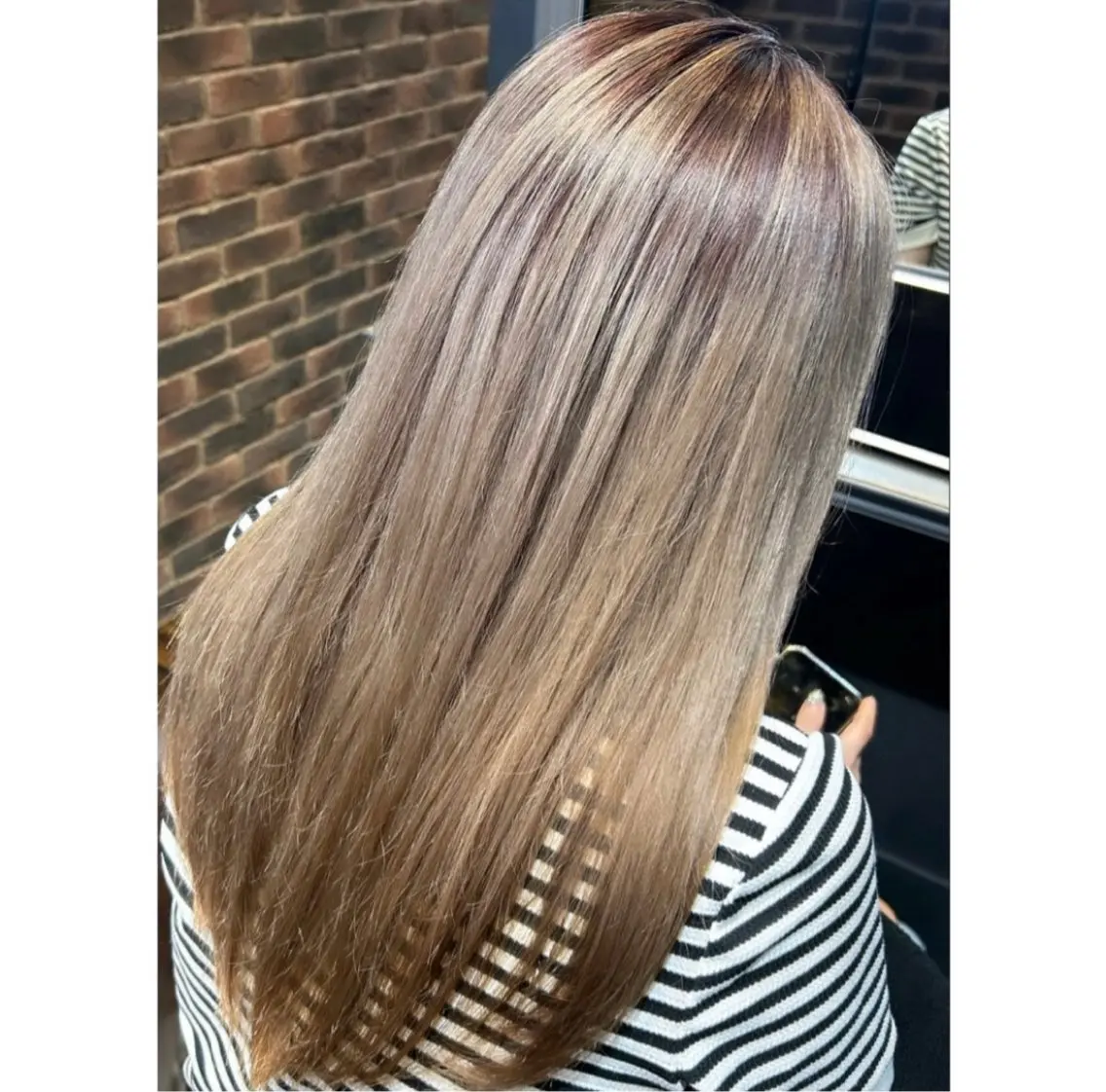 ロング カラー ヘアアレンジ ヘアカラー トリートメント Rina🌷 ダメージレスカラーのヘアスタイル