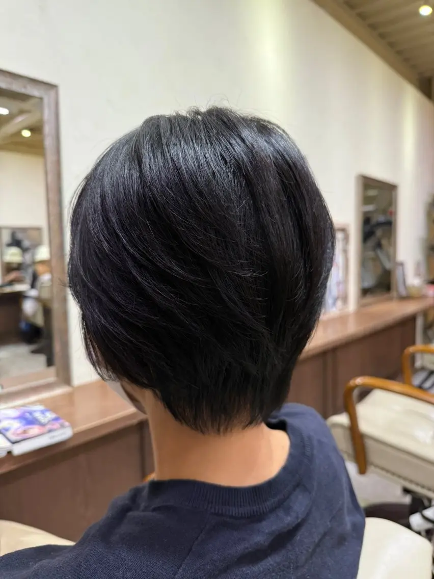 ショート ショートヘア 高橋 葵のヘアスタイル
