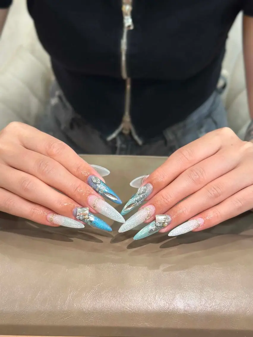 ネイル ジェルネイル 韓国ネイル 持ち込み シンプルネイル ワンホンネイル ハンドネイル 🎀AURA Nailsalonのネイルデザイン