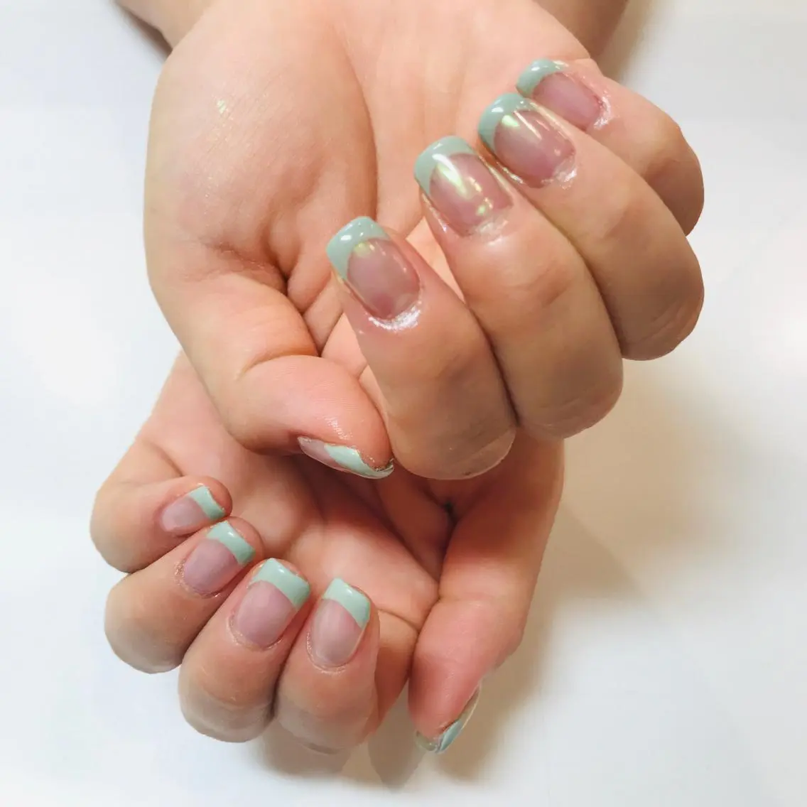 ネイル オーロラネイル フレンチネイル ハンドネイル Yukako. Nのネイルデザイン
