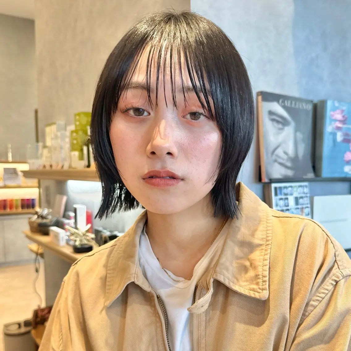 ショート カット ヘアカラー 小顔ボブ🌸 hinakoのヘアスタイル