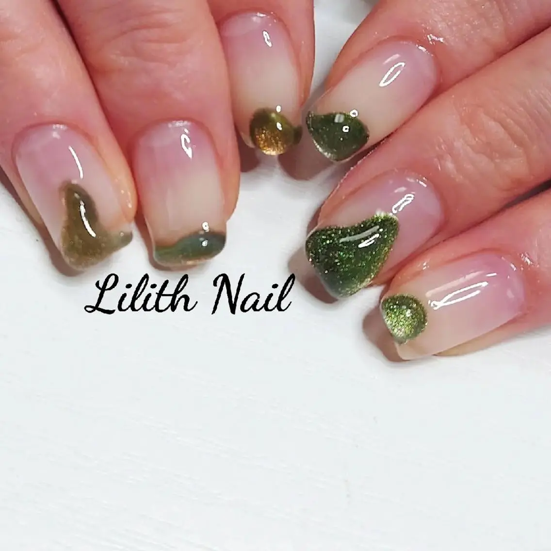 ネイル クリアネイル マグネットネイル ぷっくりネイル ハンドネイル Lilith Nailのネイルデザイン