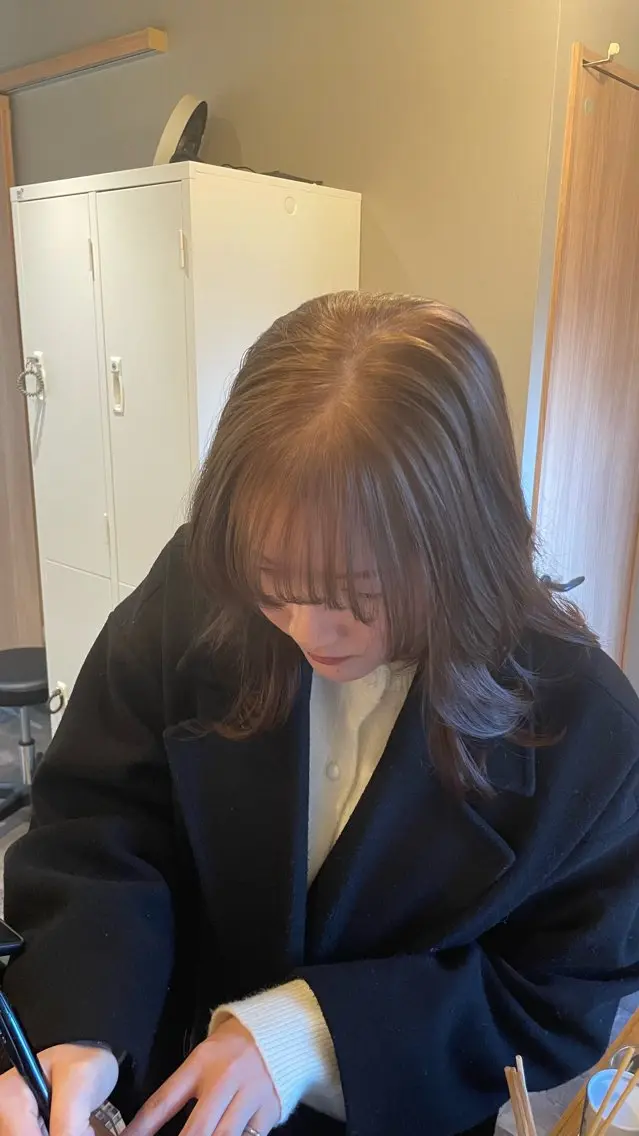 セミロング カラー ブリーチ 透明感カラー グレージュ ブリーチなしカラー カット ヘアカラー トリートメント 鎌田卓也/髪質改善 /透明感カラーのヘアスタイル