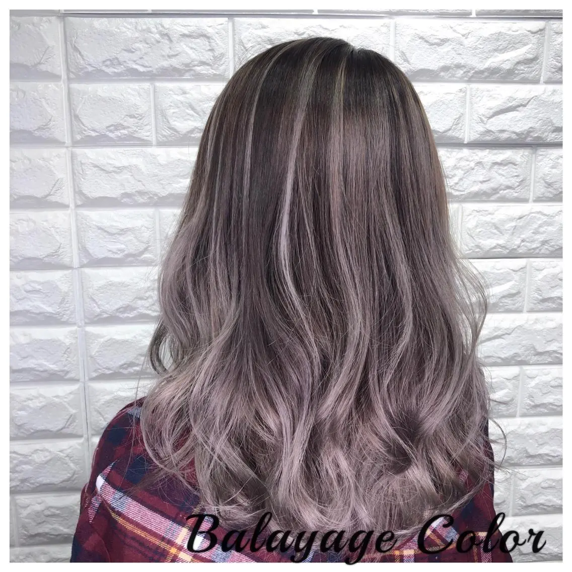 セミロング カラー yuuka🌻 ハイライト/艶カラーのヘアスタイル