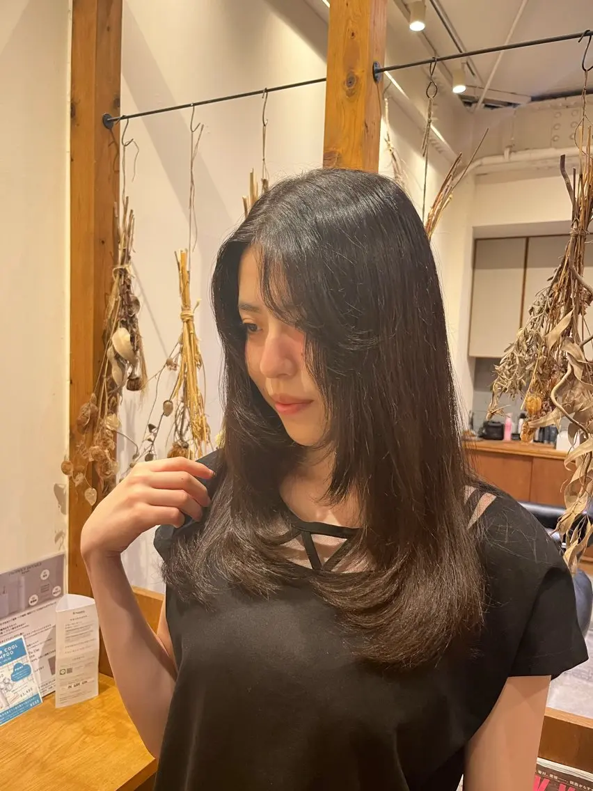 ロング レイヤーカット カット 高山 桃子のヘアスタイル