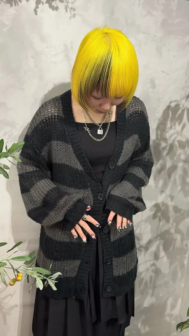 【学生限定】カット+ブリーチ+トリートメントの写真