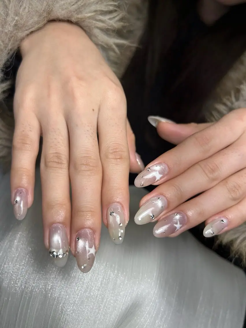 ネイル 韓国ネイル 持ち込み ニュアンスネイル ネイルチップ 冬ネイル LISA ANA.CHUOのネイルデザイン