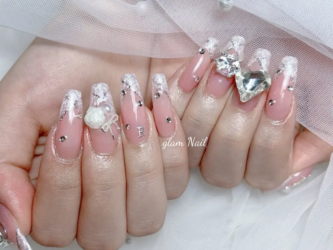 ネイル ハンドネイル エツメ💅 長さ出し🎀デザインのネイルデザイン