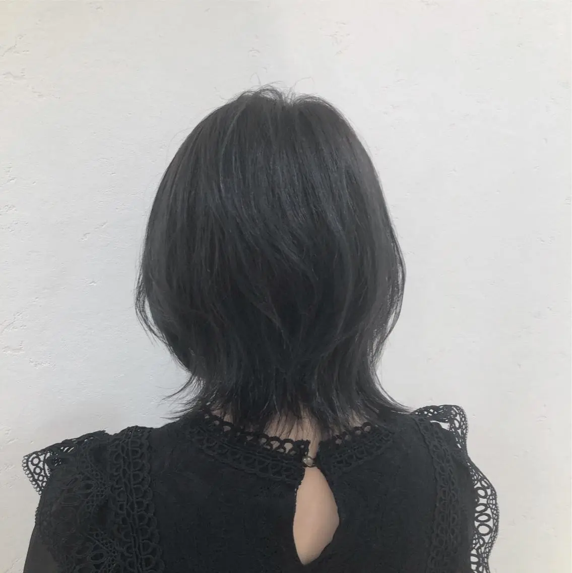 ミディアム カラー くびれヘア ウルフカット ニュアンスカラー🫧 加納のヘアスタイル
