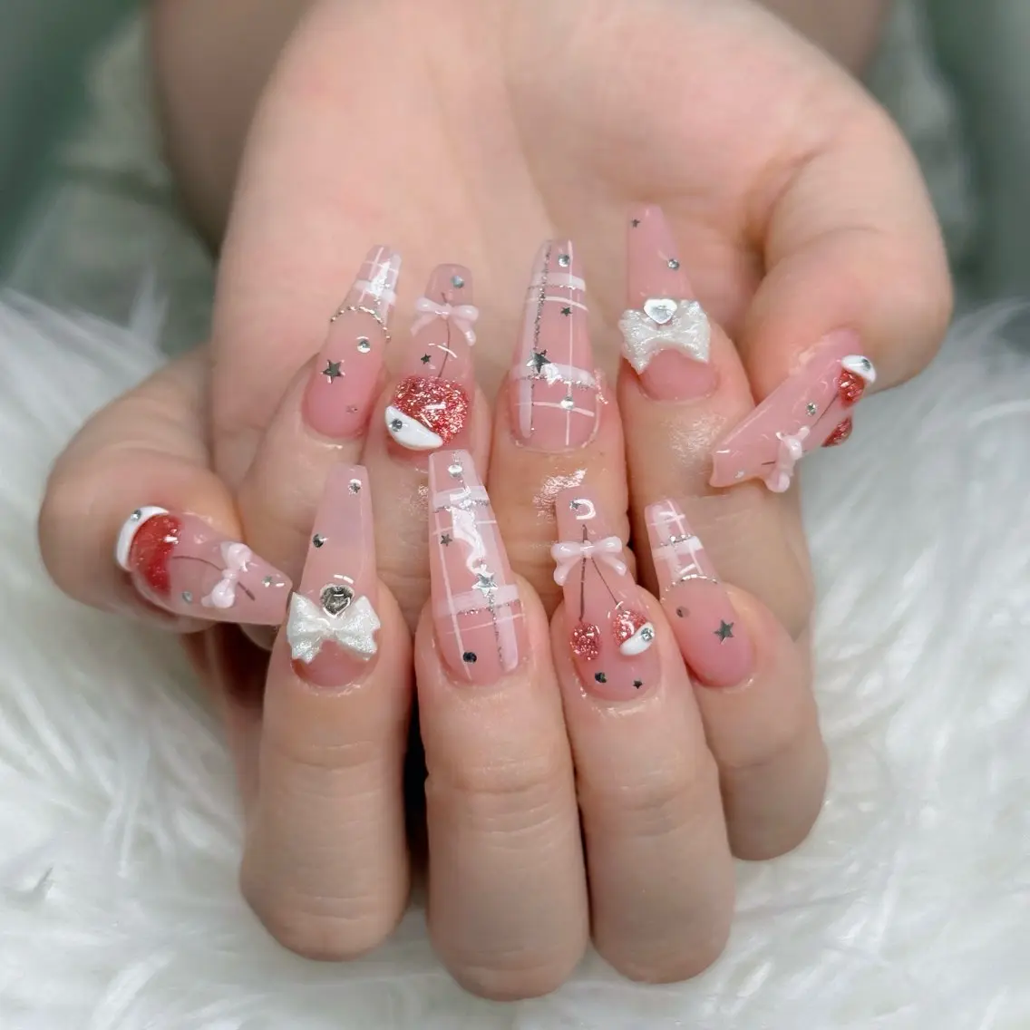 ネイル ロングネイル マグネットネイル リボン 夏ネイル スーパーロングネイル Hani Nail Salonのネイルデザイン