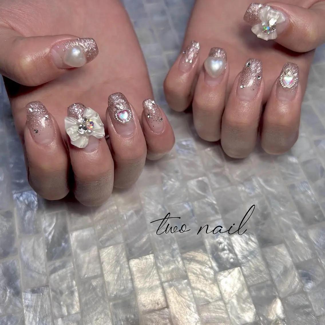 ネイル アートネイル フットネイル ハート 持ち込み ニュアンスネイル ハンドネイル two nailのネイルデザイン
