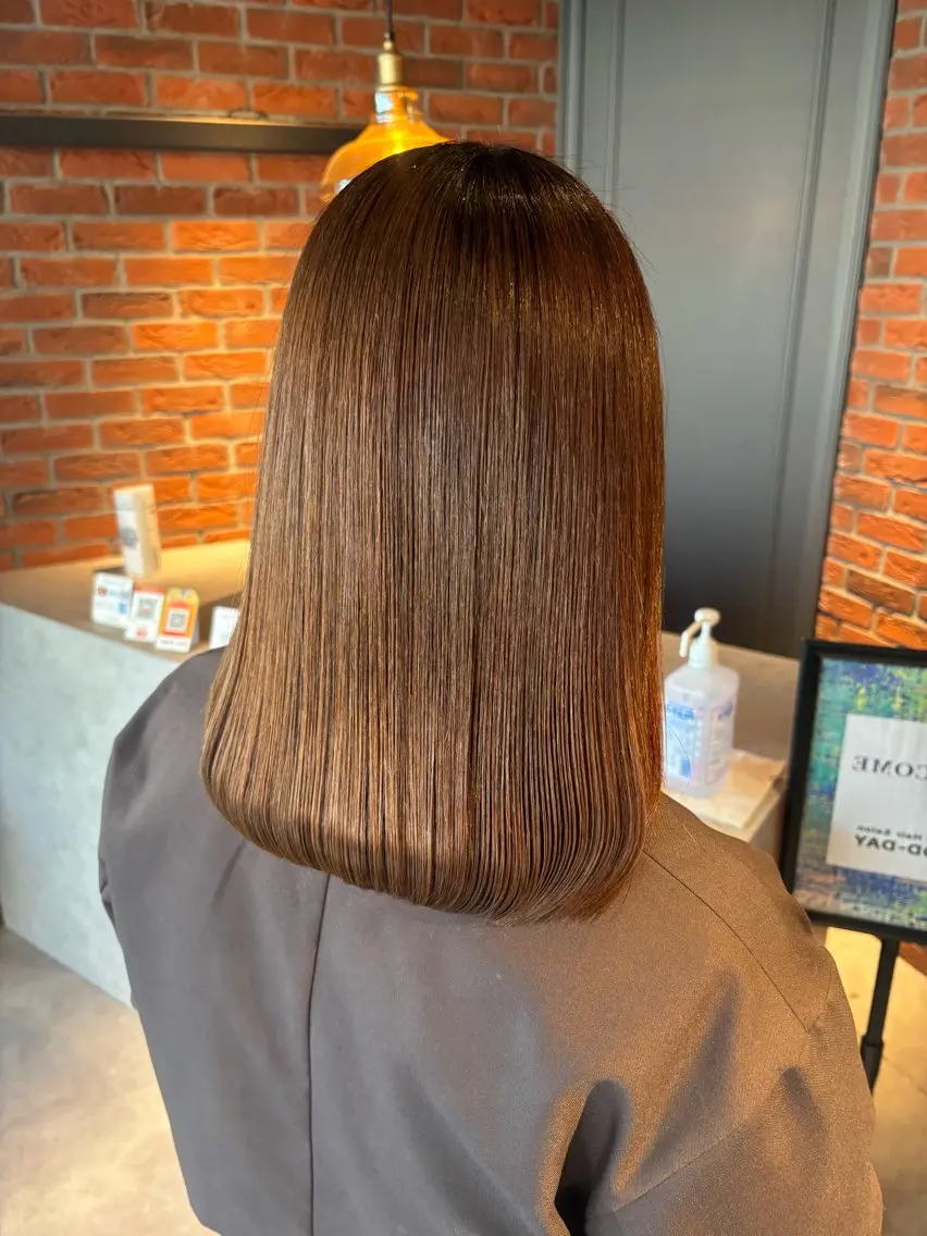 ミディアム カラー 武本 佑衣のヘアスタイル
