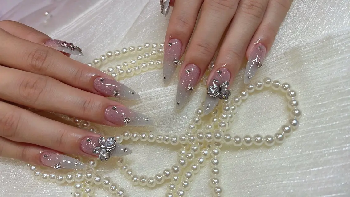 ネイル ハンドネイル 《LB》ラブリエ Nail&eyeのマツエク・マツパデザイン