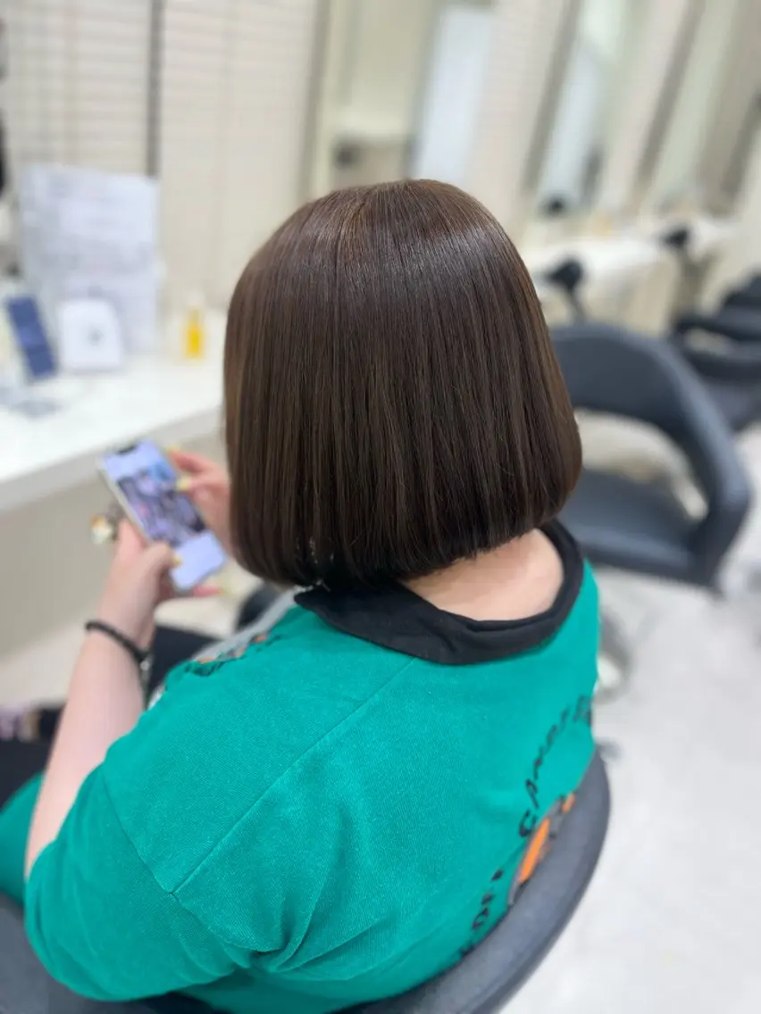 ショート カラー ブラウンカラー オリーブブラウン ヘアカラー ヘアセット 大人上品ベージュ 🎀HARUNAのヘアスタイル