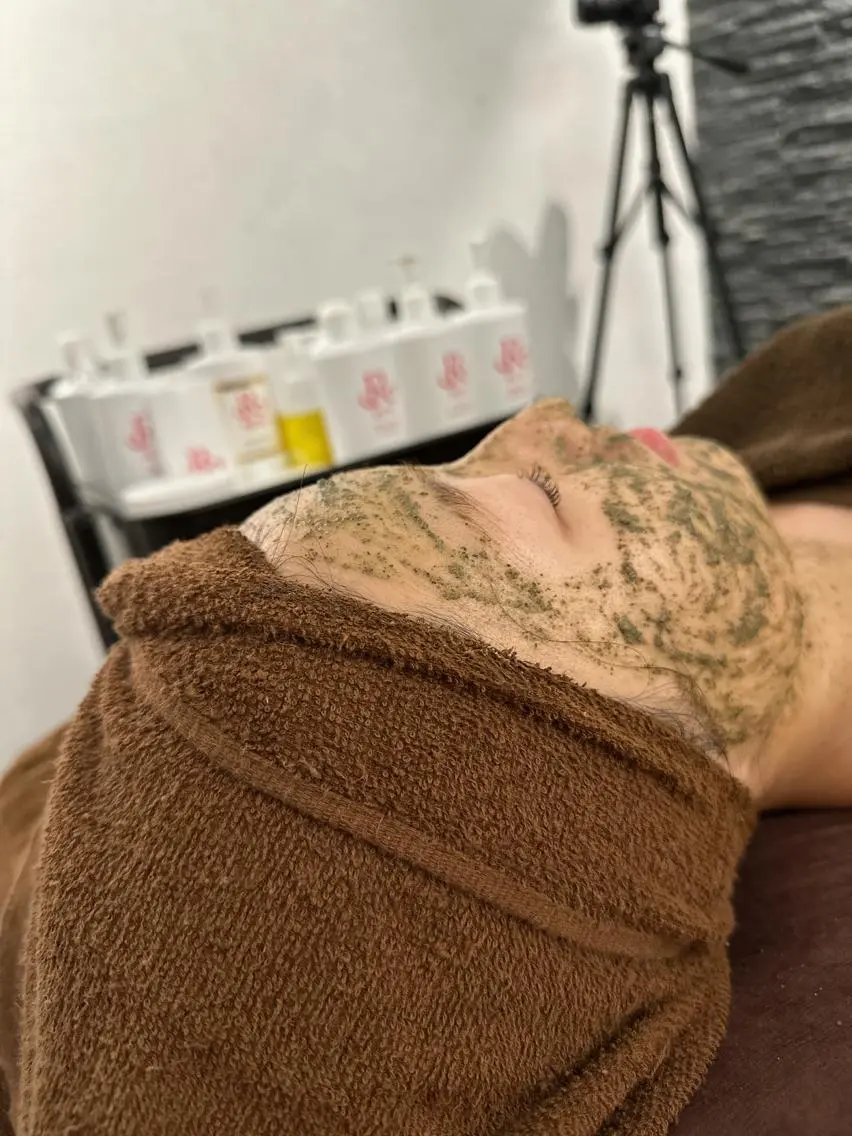 人気No.3🔥頑固なニキビケア🔥REVI陶肌トリートメント🌿ハーブ2g+オプション2つ入れ(肌アドバイス付)の写真