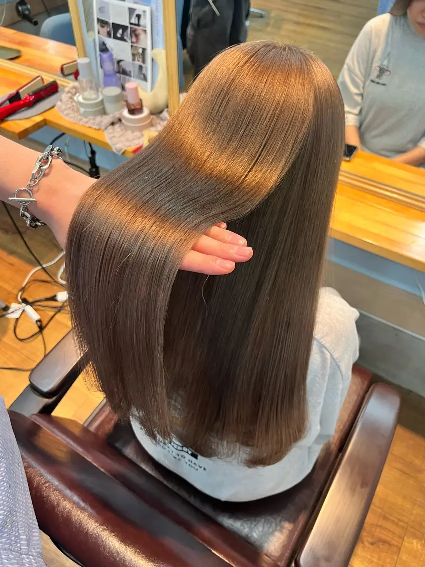 ロング カラー ダブルカラー インナーカラー 髪質改善 🫧ハイトーン/ ブリーチ🫧白石航汰のヘアスタイル