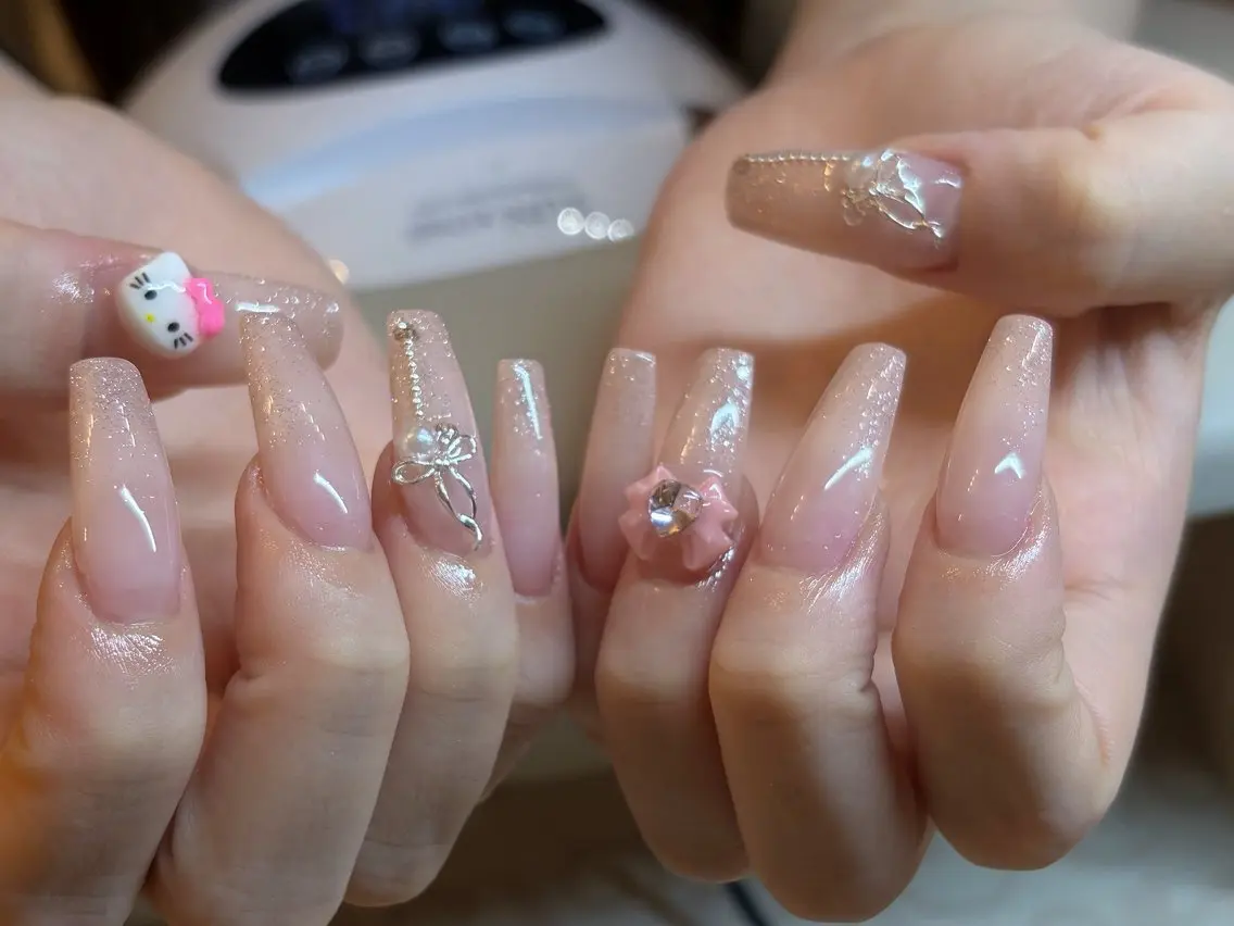 ネイル Lena Sakai nailのネイルデザイン