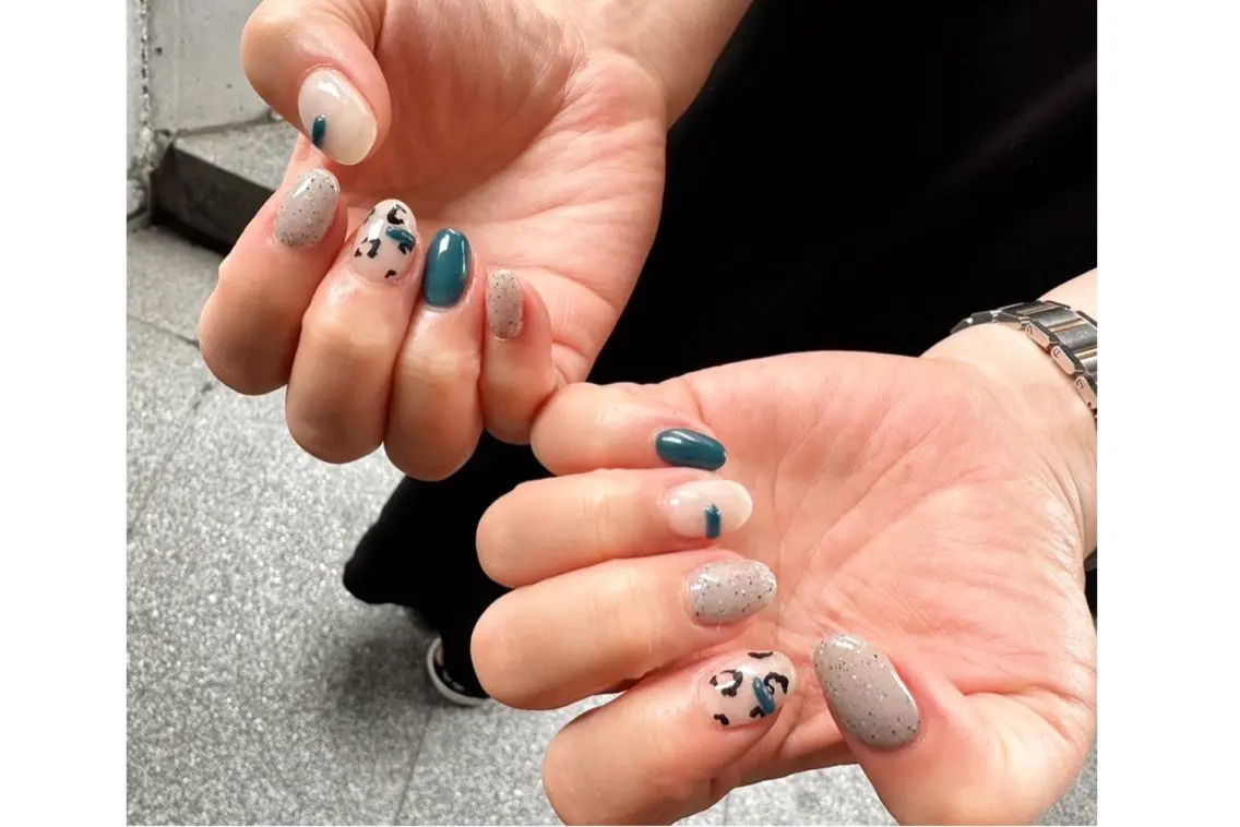ネイル ハンドネイル 長谷川 奈緒美のネイルデザイン