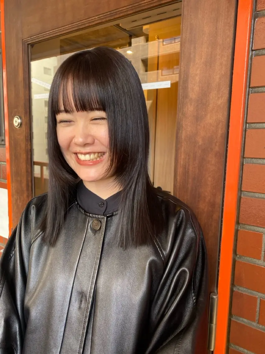 セミロング カット ヘアカラー トリートメント みやけ ひなのヘアスタイル