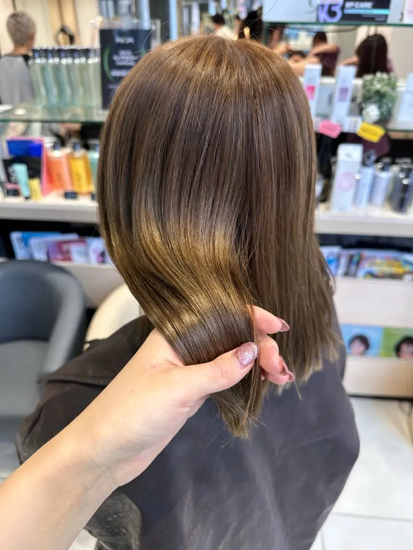 ミディアム カラー ベージュカラー ヘアカラー トリートメント クロスパーマ/うる艶 カラー/Kurumiのヘアスタイル