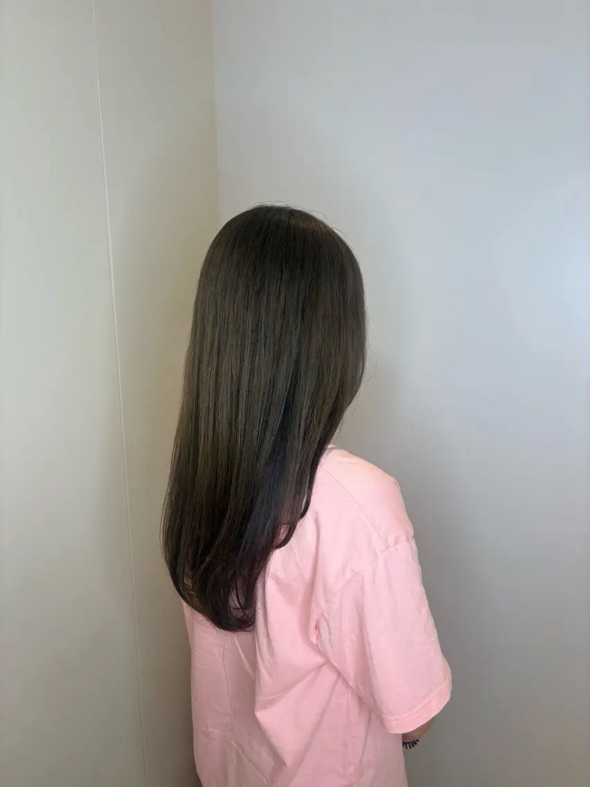 ロング 荒木 千奈のヘアスタイル