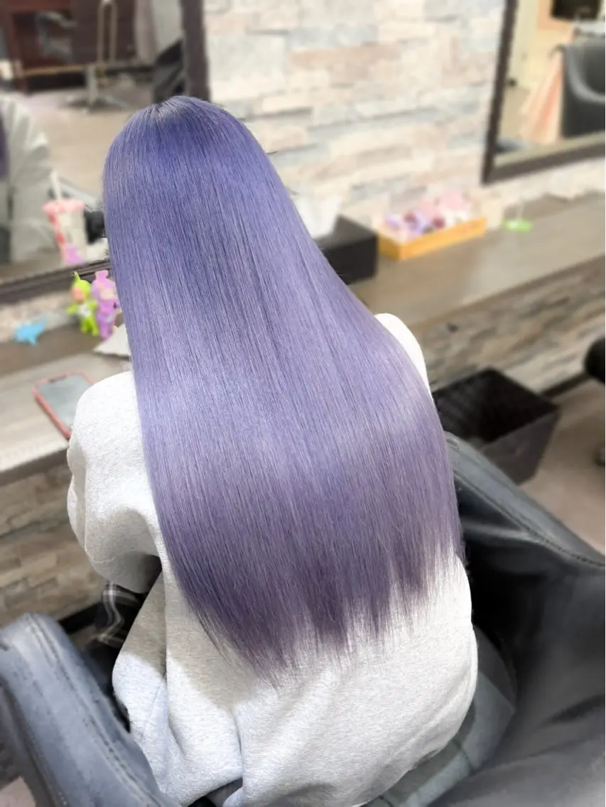 ロング カラー ヘアカラー トリートメント ハイトーンエクステ 🎩カズキ🎩のヘアスタイル