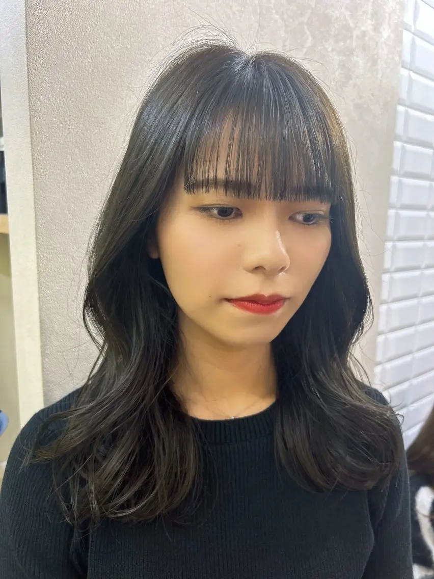 ロング カラー アッシュ ブリーチ 透明感カラー ブリーチなしカラー オリーブアッシュ hubhair レイヤー/透明感のヘアスタイル