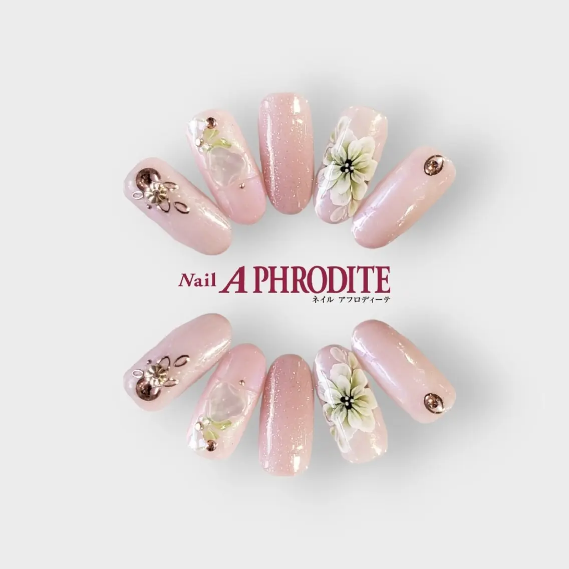 ネイル ジェルネイル ニュアンスネイル スカルプネイル ソフトジェル ネイルチップ ハンドネイル Nail Aphroditeのネイルデザイン