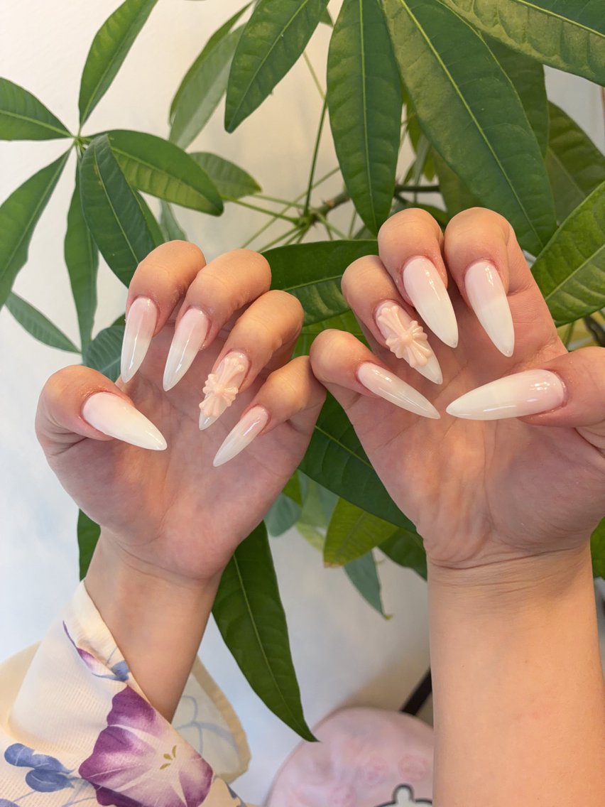 ネイル ハンドネイル Lienbeauty RiRiのマツエク・マツパデザイン