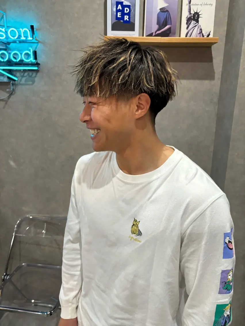 ショート カラー メンズ メンズバレイヤージュ メンズブリーチ メンズハイライト メンズインナーカラー メンズ韓国風 カット ヘアカラー 長谷川 湧のヘアスタイル
