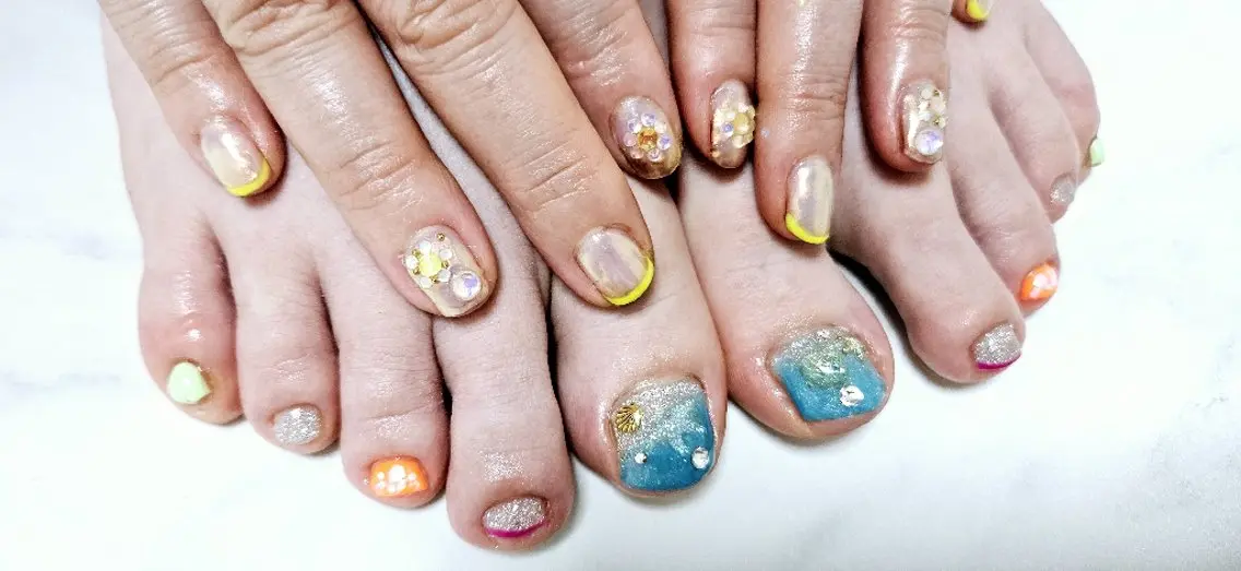 ネイル フットネイル ハンドネイル shellnail さなえのネイルデザイン