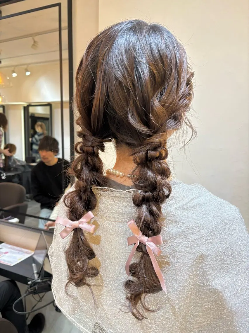 ロング ヘアアレンジ 成人式 結婚式・ブライダル 卒業式のヘアスタイル ヘアセット 艶ピンク*ヘアセット 🌙shioriのヘアスタイル