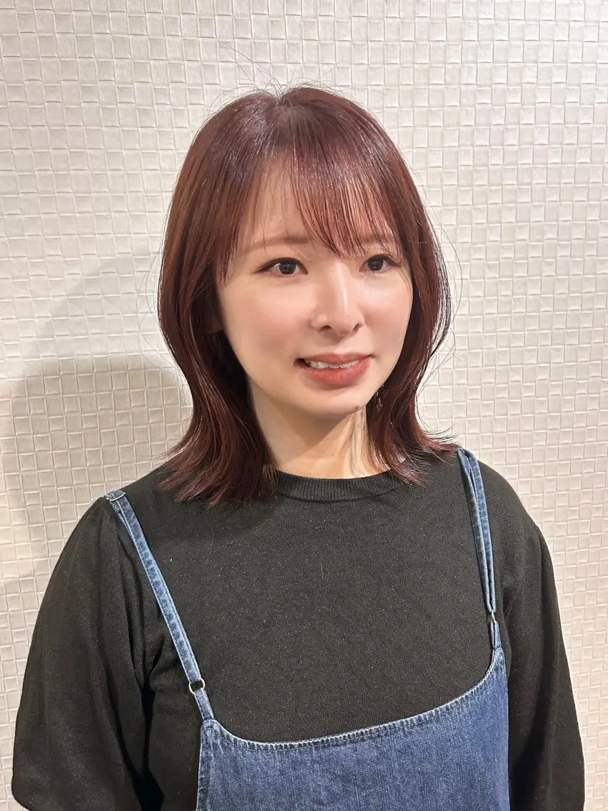 ミディアム カラー ベージュカラー ピンクカラー ピンクベージュ 似合わせカット 柔らか垢抜けｶﾗｰと ｶｯﾄ🫧ASUKAのヘアスタイル