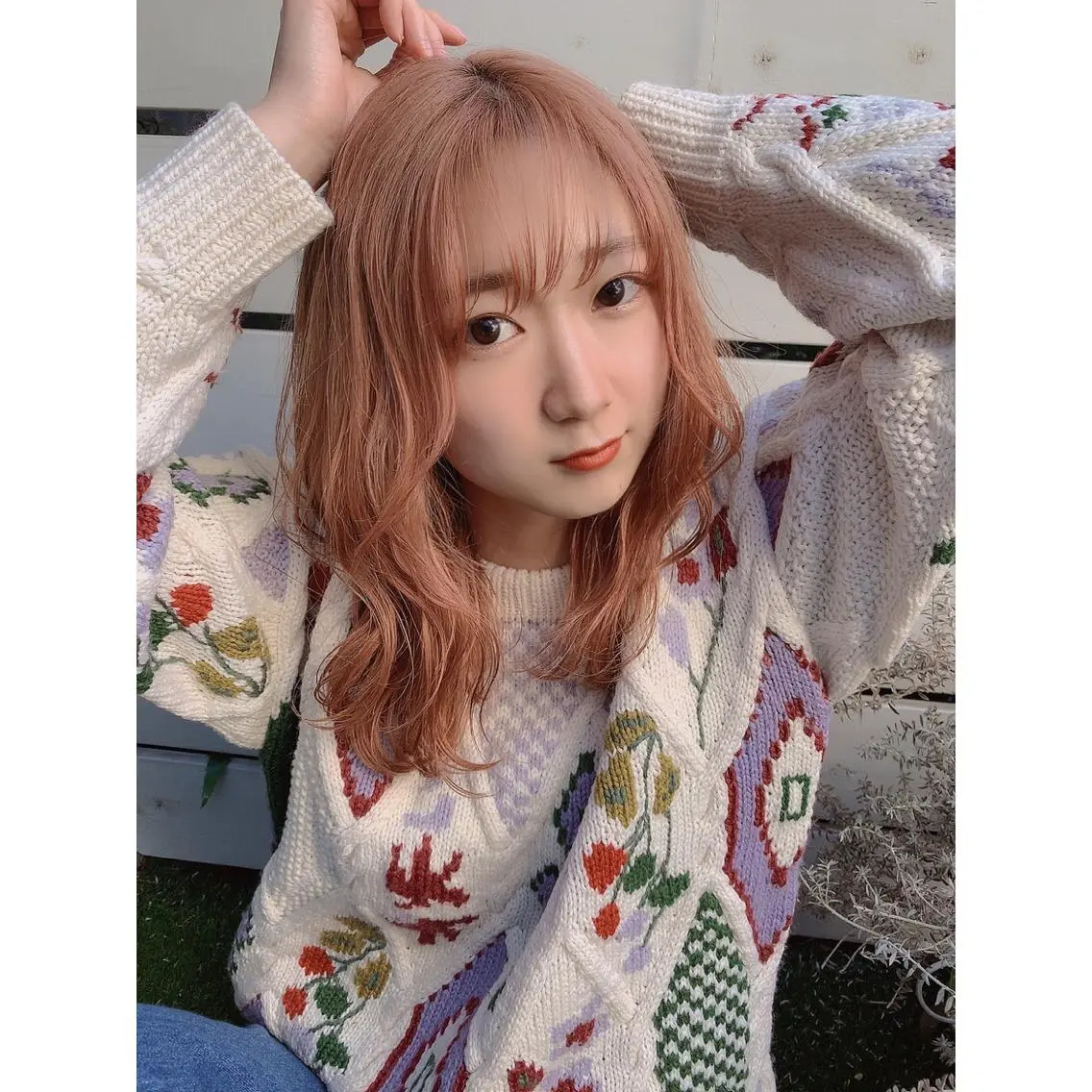 セミロング カラー 透明感ハイトーン🦄 キラ🌈のヘアスタイル