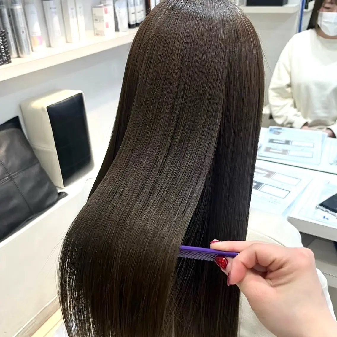 セミロング ヘアカラー トリートメント 【髪質改善カラー】 あむ·. ⟡ 🖤のヘアスタイル