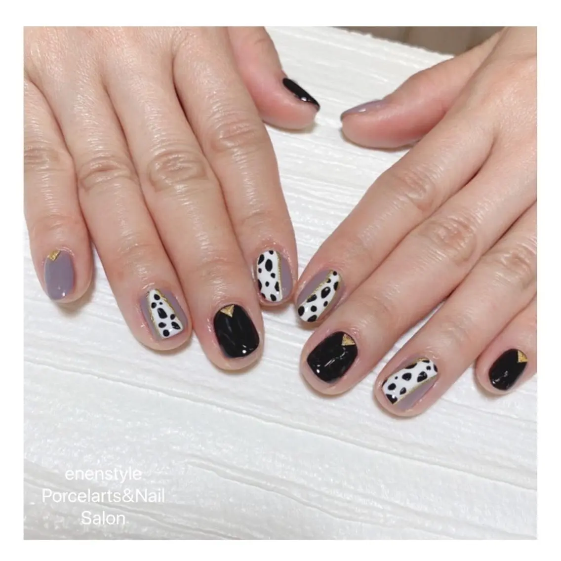 ミディアム カラー ネイル 🐾enen style 🐾のネイルデザイン