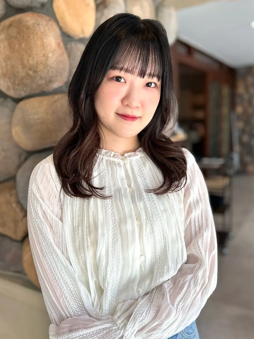 ロング カラー カット Loa misakiのヘアスタイル