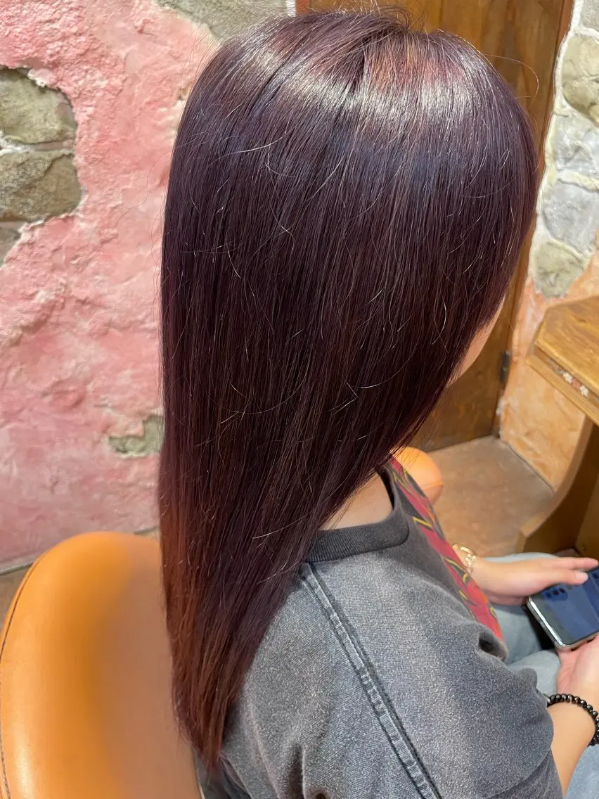 カラー 在原 和佳のヘアスタイル