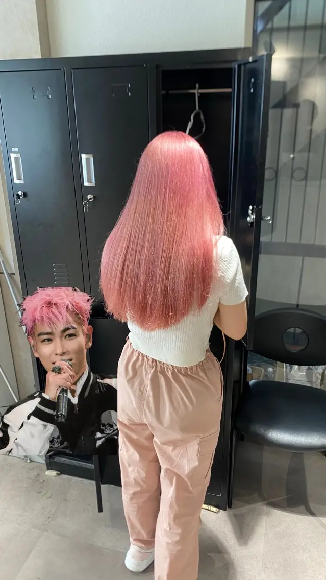 ロング カラー ピンクカラー 🇰🇷ハイトーン× 韓国レイヤー레이어드のヘアスタイル