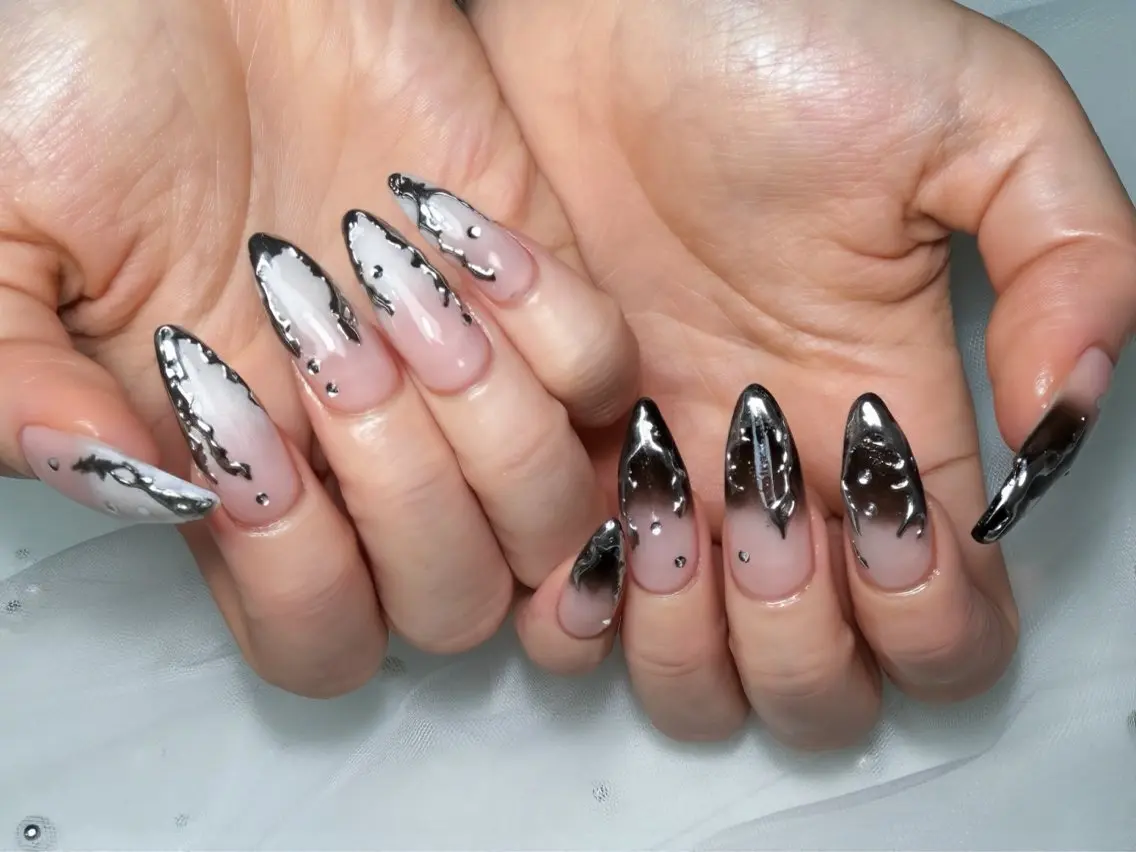 ネイル ハンドネイル Natsumi 🦊  Nailのネイルデザイン