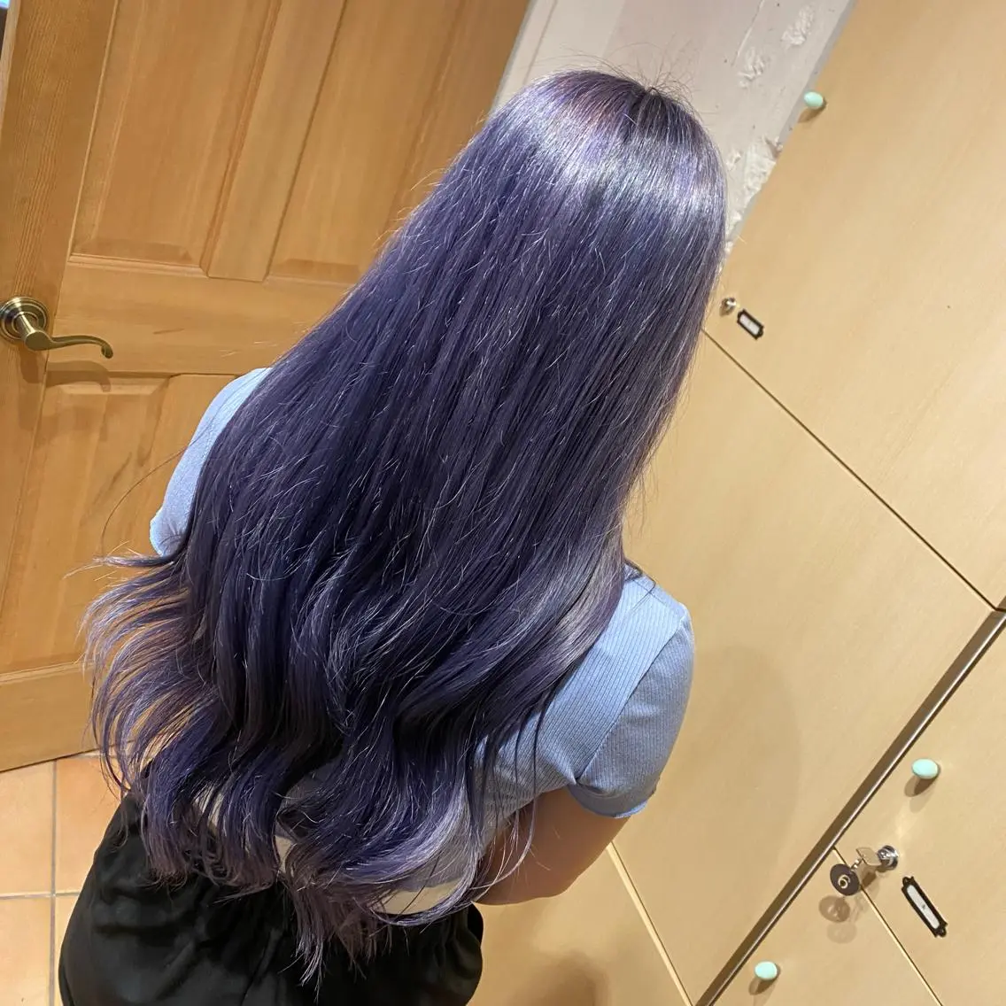 ロング カラー パープルカラー くらかず あやねのヘアスタイル