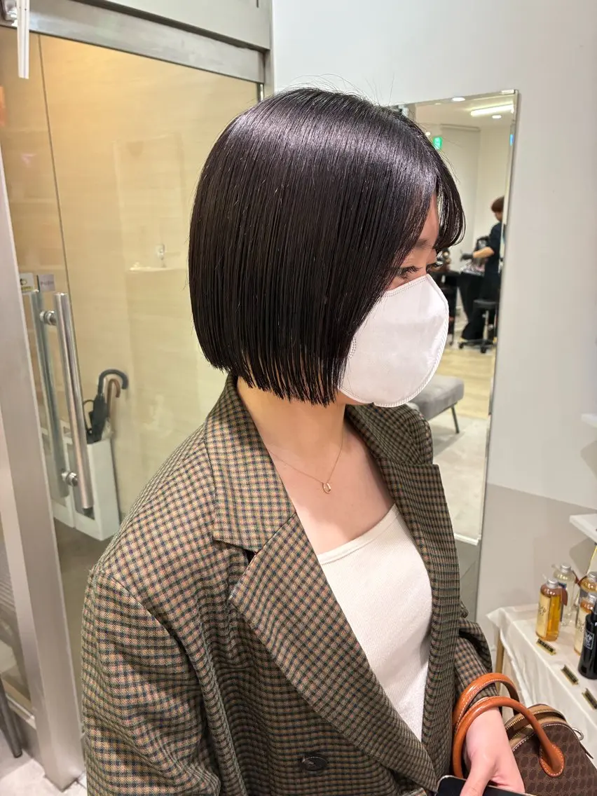 【ご新規様〜4月土日限定】💡酸性ストレート+カラー+カットの写真