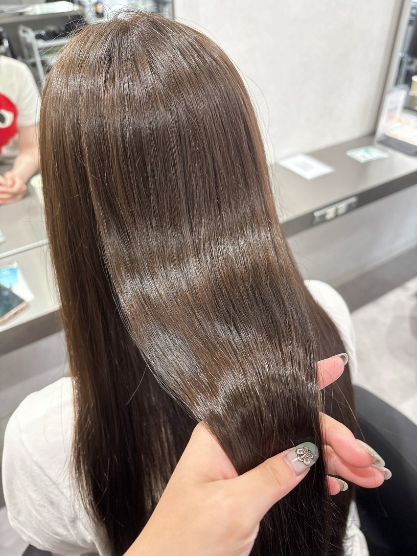セミロング カラー ヘアアレンジ ブラウンカラー 透明感カラー マロンブラウン ピンクカラー 韓国風ヘア ヘアカラー トリートメント 透明感カラー/顔周り カット🌸サクラ🌸のヘアスタイル