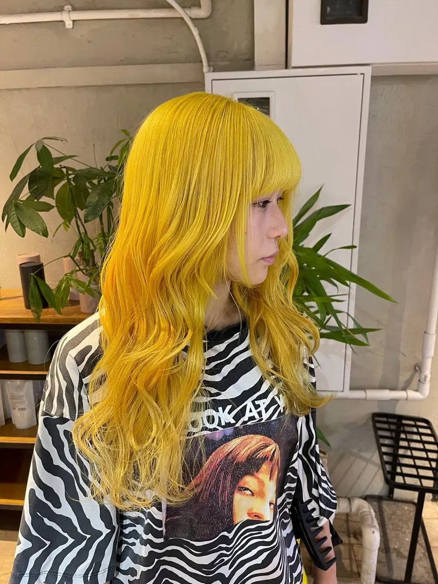 ロング カラー ヘアアレンジ ヘアカラー トリートメント ☪ ハイトーン信者 ☪️yumeka🪩のヘアスタイル